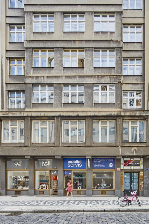 Minimalist Apartment On Wenceslas Square By Prague Days מראה חיצוני תמונה